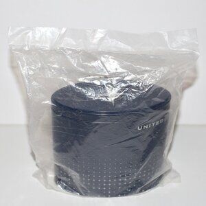 New (Sealed) United Airlines Polaris BusinessFirst + Cowshed Amenities Kit Tin